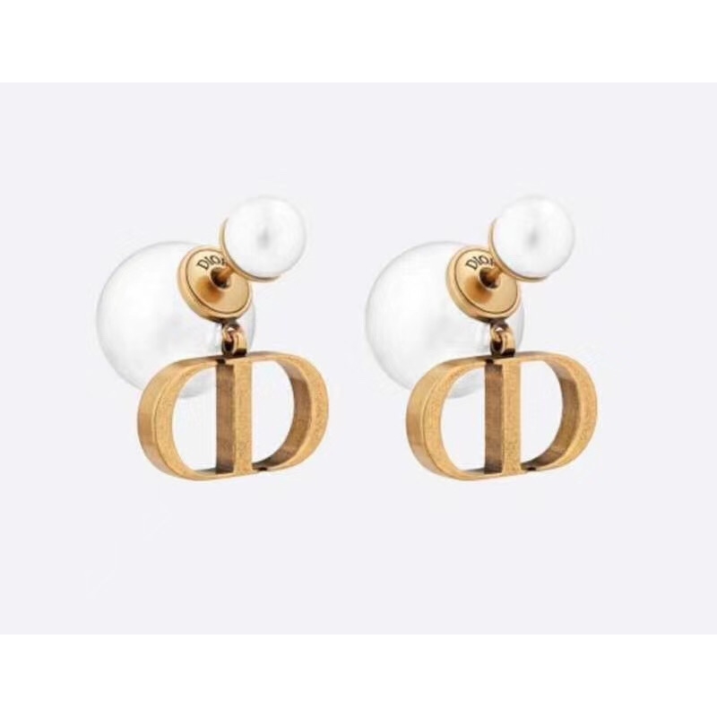 ch**an D*or earrings